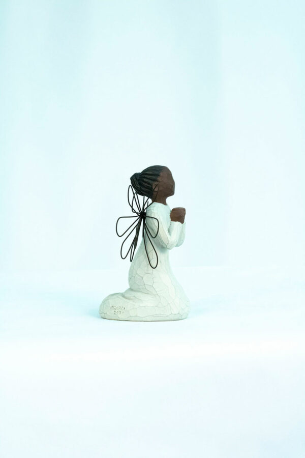 angel figurine with wire wings, praying hands, right