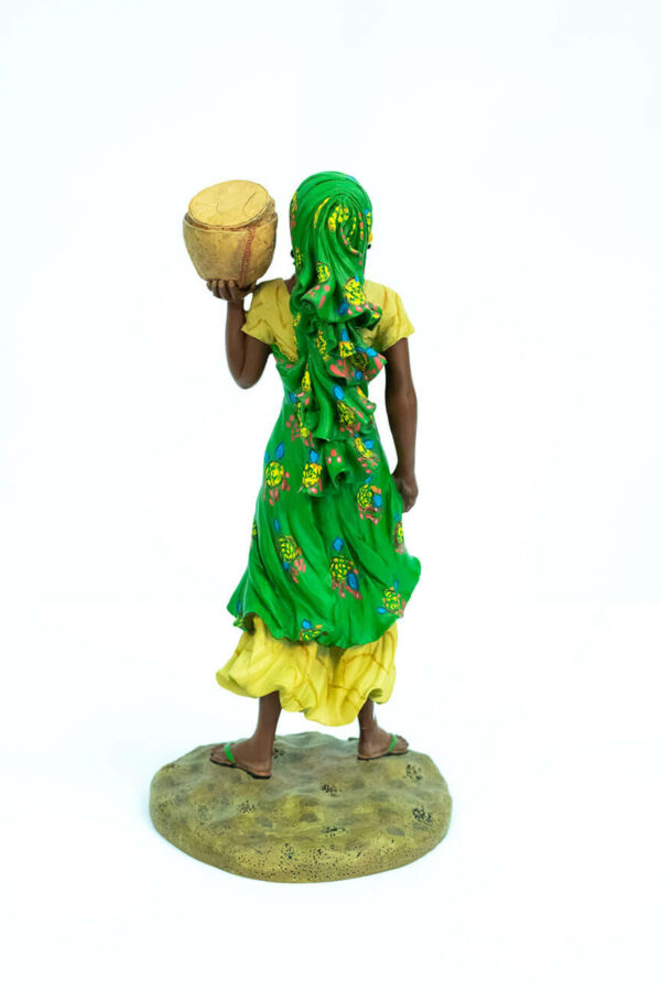 African figurine, Peul woman in green dress holding basket, back